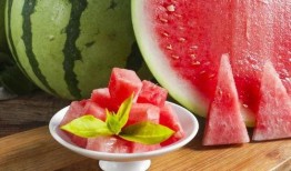 多人吃切瓜教程,实用切瓜教程大揭秘