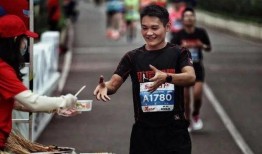成都马拉松吃瓜,一场赛事，多重“吃瓜”话题