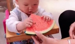 坐飞机怎么吃瓜