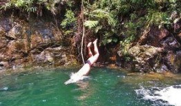 吃瓜碧水深潭,揭秘吃瓜群众背后的碧水深潭