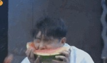 正经的吃瓜人,一场场热闹的娱乐圈风云