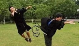 圆形毕业照吃瓜,揭秘毕业照中的那些“吃瓜”瞬间