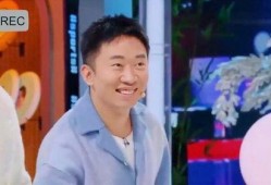 男星吃瓜男朋友,吃瓜男友背后的甜蜜故事