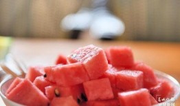 保山吃瓜事件,一场网络热议背后的真相与反思