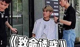 吃瓜群众笑话视频,笑料百出！吃瓜群众搞笑视频集锦