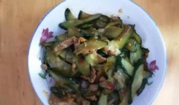 瓜篓子炒着吃行吗,美味佳肴的诞生